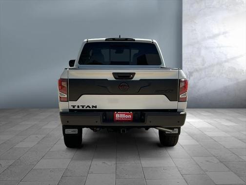 2024 Nissan Titan PRO-4X