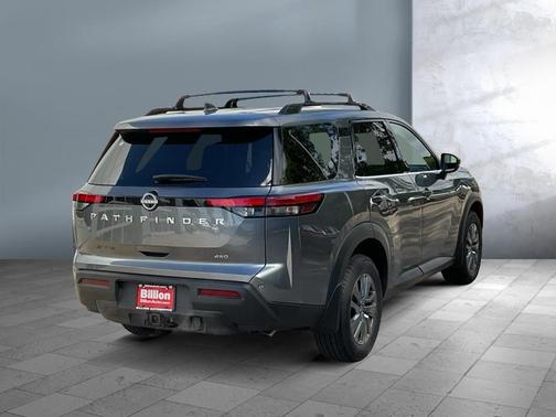 2025 Nissan Pathfinder SV 4WD