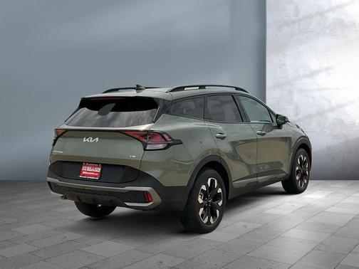 Jungle Green 2024 Kia Sportage X-Line