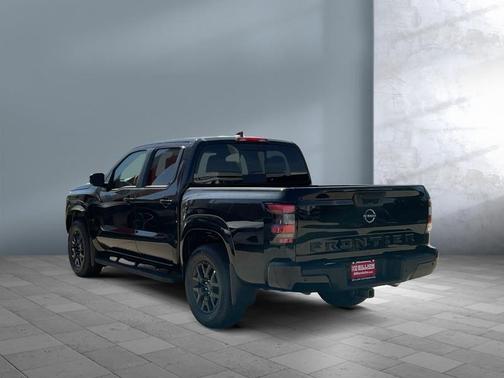 Super Black 2026 Nissan Frontier SV