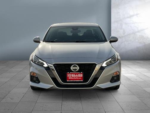 2020 Nissan Altima 2.5 SV