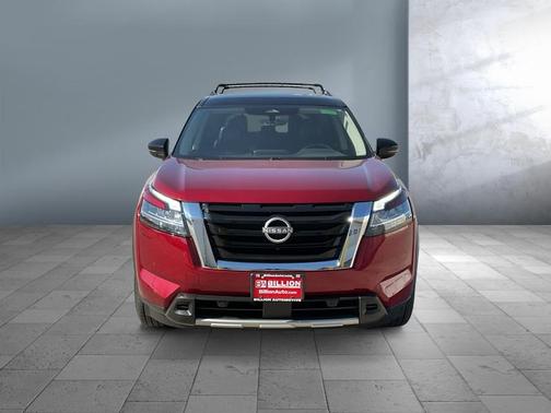Scarlet Ember Tintcoat/Super Black 2023 Nissan Pathfinder SL 4WD