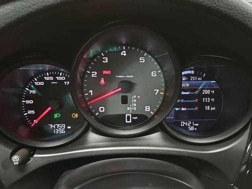 2021 Porsche Macan S