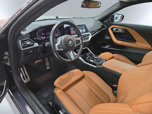 2022 BMW 230 i