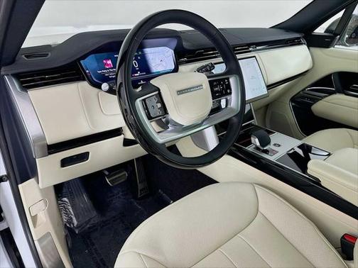 2024 Land Rover Range Rover P400 SE