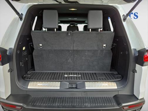 2024 Lexus LX 600 Luxury