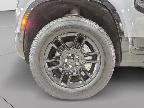 Eiger Grey Metallic 2022 Land Rover Defender 110 X-Dynamic SE