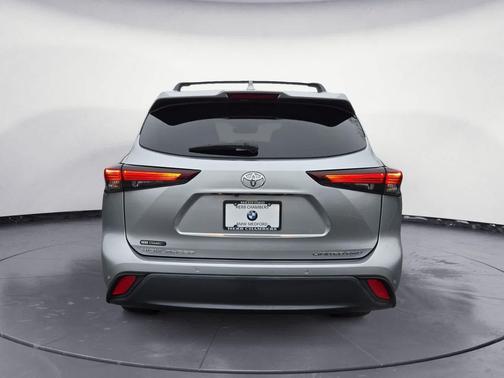 2024 Toyota Highlander Limited