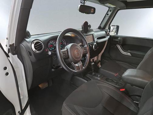 2013 Jeep Wrangler Sahara