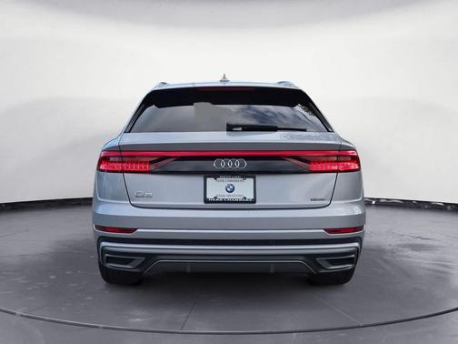 2020 Audi Q8 55 Premium Plus