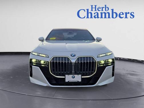 2023 BMW 760 i xDrive