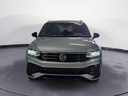 2023 Volkswagen Tiguan 2.0T SE R-Line Black 4MOTION