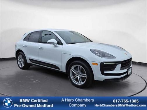 2024 Porsche Macan Base