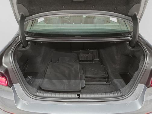 2023 BMW 530 i xDrive