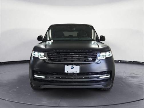 2024 Land Rover Range Rover P530 SE