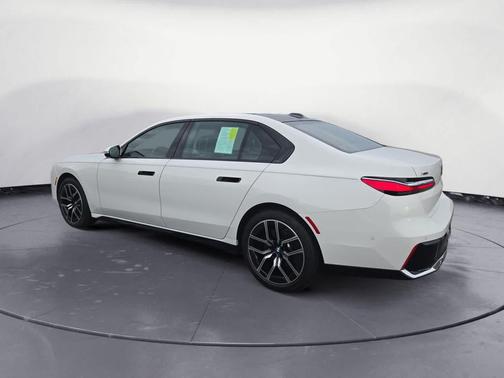 2024 BMW 740 i xDrive