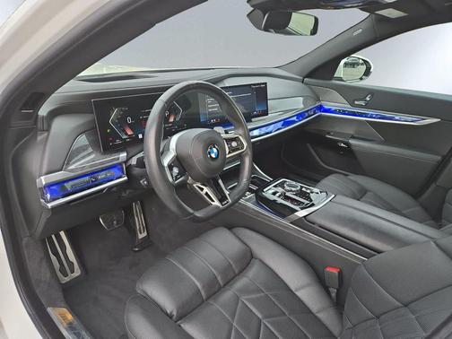 2024 BMW 740 i xDrive