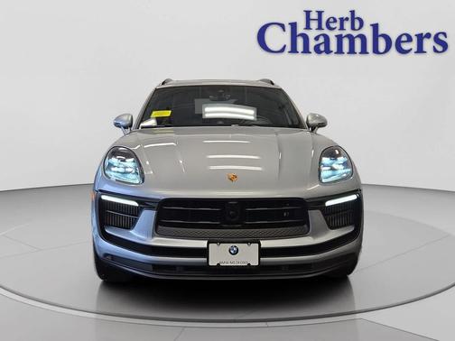 2022 Porsche Macan S