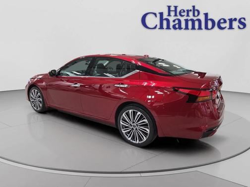 2024 Nissan Altima 2.5 SL