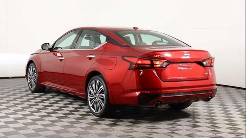 2024 Nissan Altima 2.5 SL