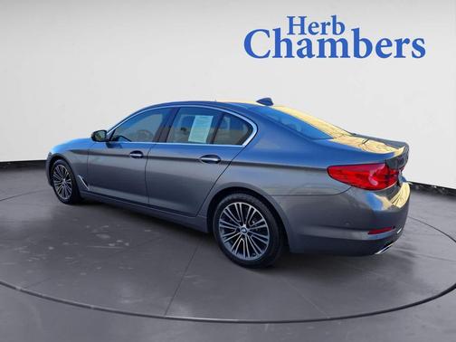 2018 BMW 540 540i