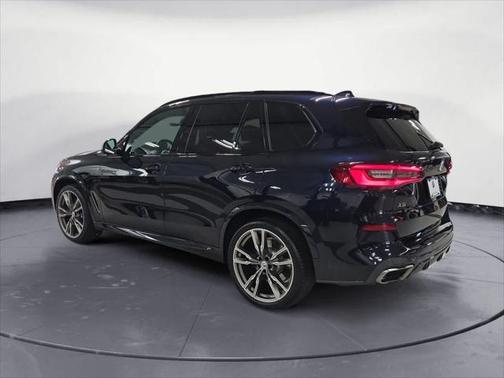2022 BMW X5 M50i