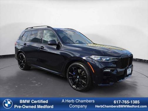 2022 BMW X7 M50i
