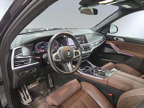 2022 BMW X7 M50i