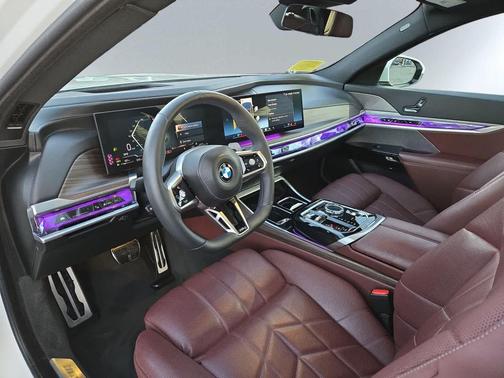 2023 BMW 760 i xDrive