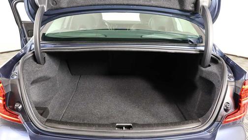 2024 Volvo S60 B5 Plus Dark Theme