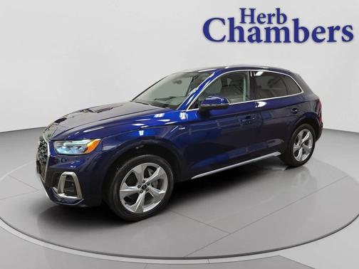2022 Audi Q5 45 S line Premium Plus