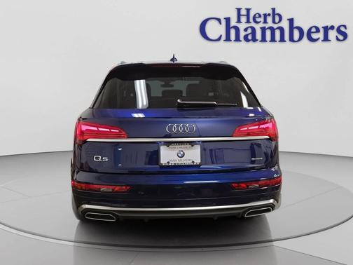 2022 Audi Q5 45 S line Premium Plus