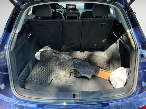 2022 Audi Q5 45 S line Premium Plus