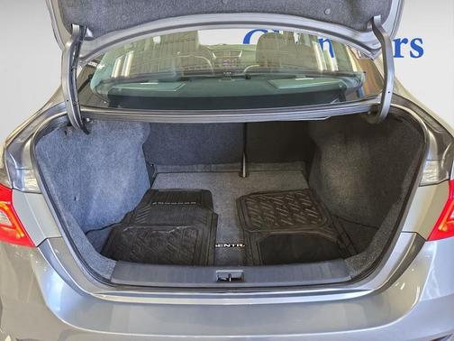 2019 Nissan Sentra SR