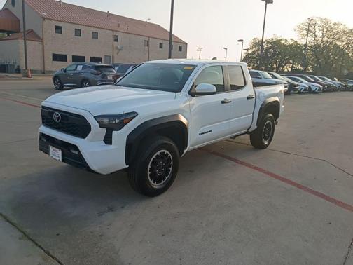 2025 Toyota Tacoma TRD Off-Road