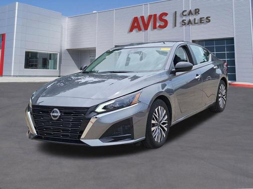 Gun Metallic 2025 Nissan Altima 2.5 SV