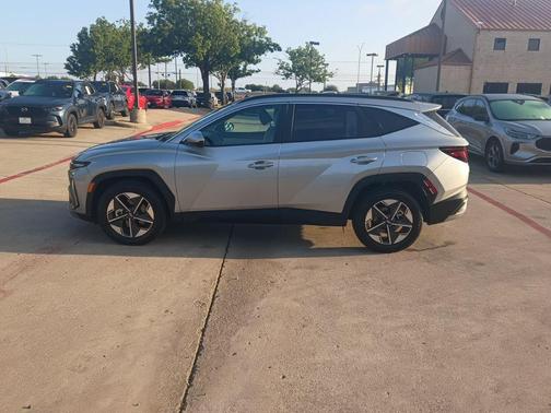 Shimmering Silver 2025 Hyundai TUCSON SEL