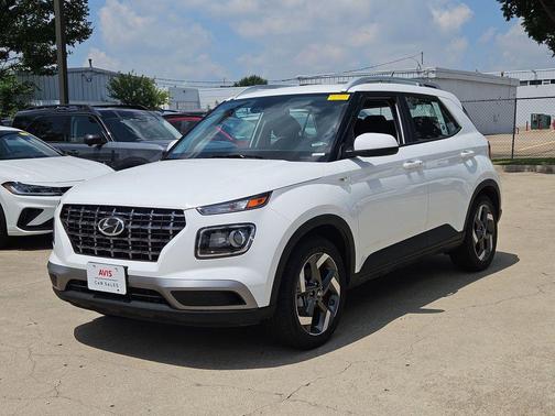 Lunar White 2025 Hyundai VENUE SEL
