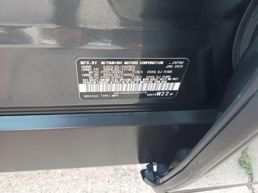 Gray 2025 Mitsubishi Outlander SE 2.5 S-AWC