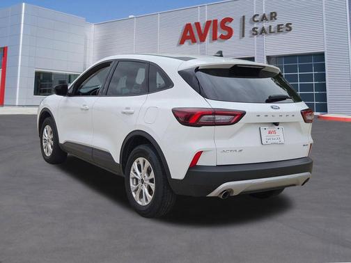 Oxford White 2025 Ford Escape Active