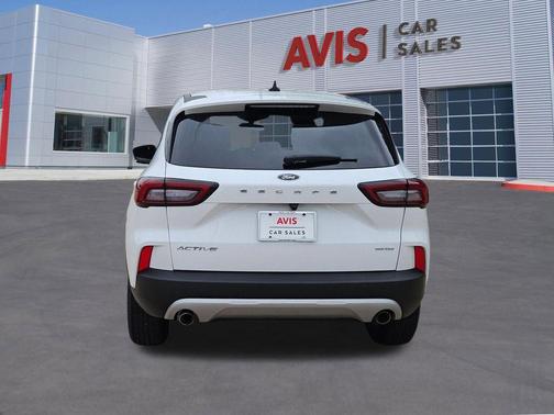 Oxford White 2025 Ford Escape Active