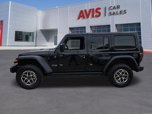 Black Clearcoat 2025 Jeep Wrangler Rubicon