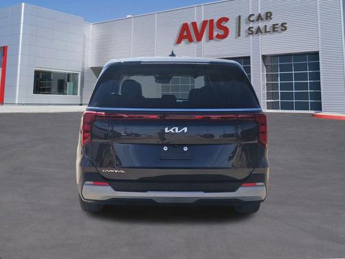2025 Kia Carnival LXS