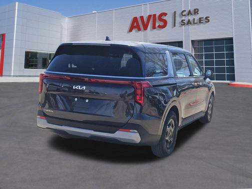 2025 Kia Carnival LXS