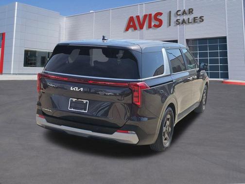 2025 Kia Carnival LXS