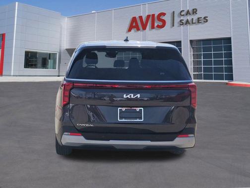 2025 Kia Carnival LXS