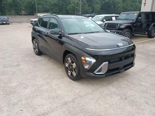 Abyss Black Pearl 2025 Hyundai KONA SEL