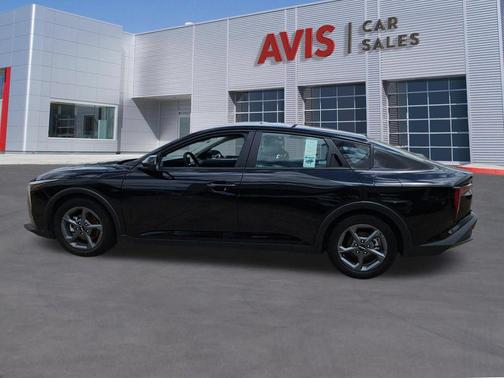 Aurora Black Pearl 2025 Kia K4 LXS