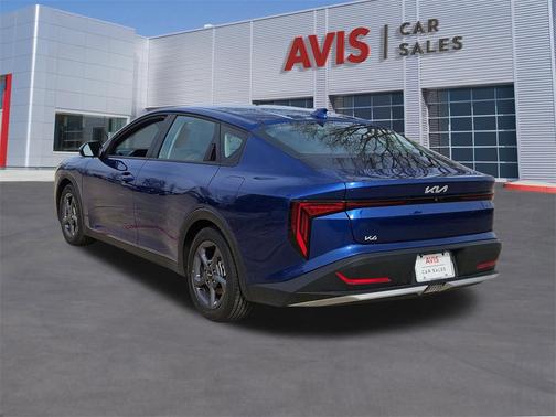 2025 Kia K4 LXS