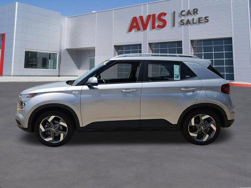 Shimmering Silver 2025 Hyundai VENUE SEL